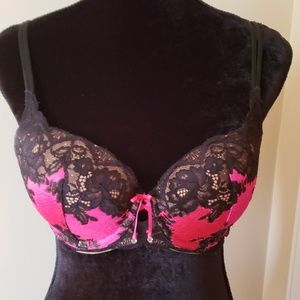 Victoria's Secret padded push-up balcony lace bra